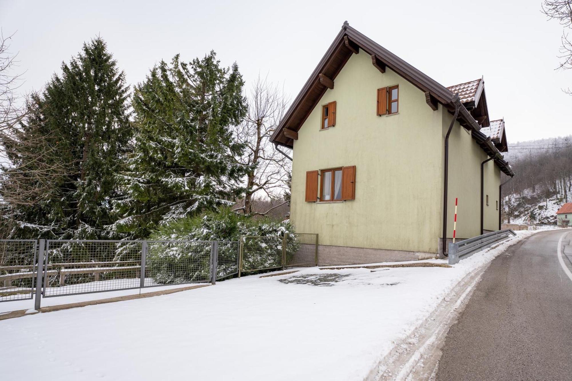 Kuca Za Odmor Cava Fuzine Villa Fužinski Benkovac Dış mekan fotoğraf