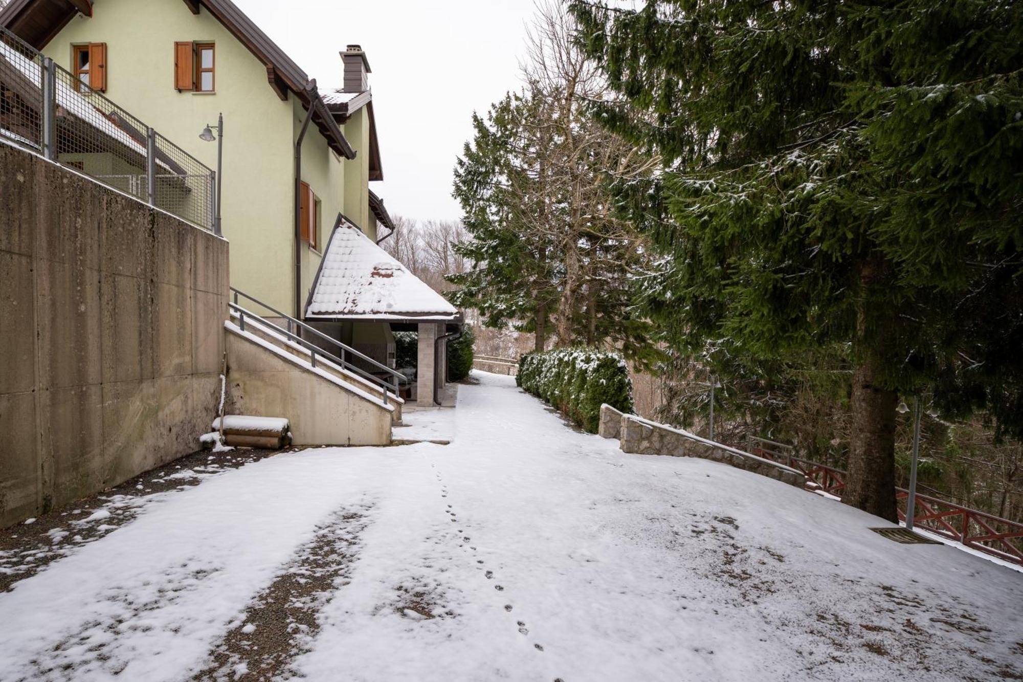 Kuca Za Odmor Cava Fuzine Villa Fužinski Benkovac Dış mekan fotoğraf